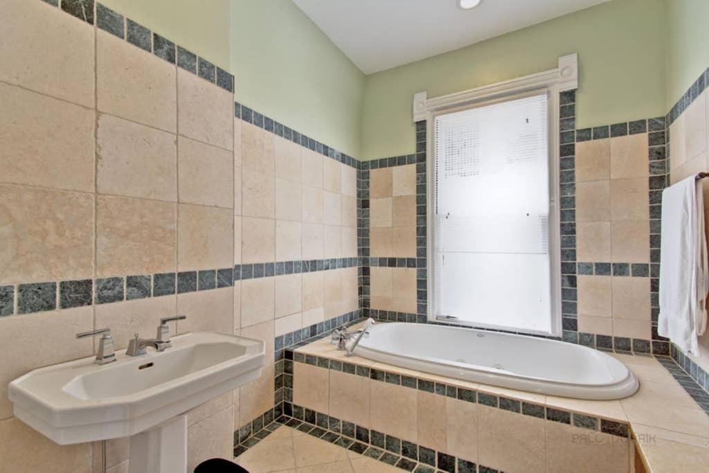 Historic Luxury Townhouse In Downtown Chicagoヴィラ エクステリア 写真