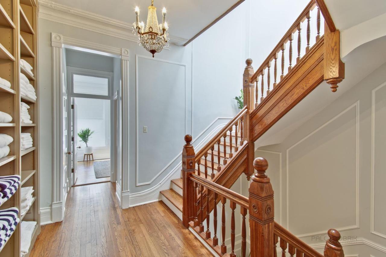 Historic Luxury Townhouse In Downtown Chicagoヴィラ エクステリア 写真